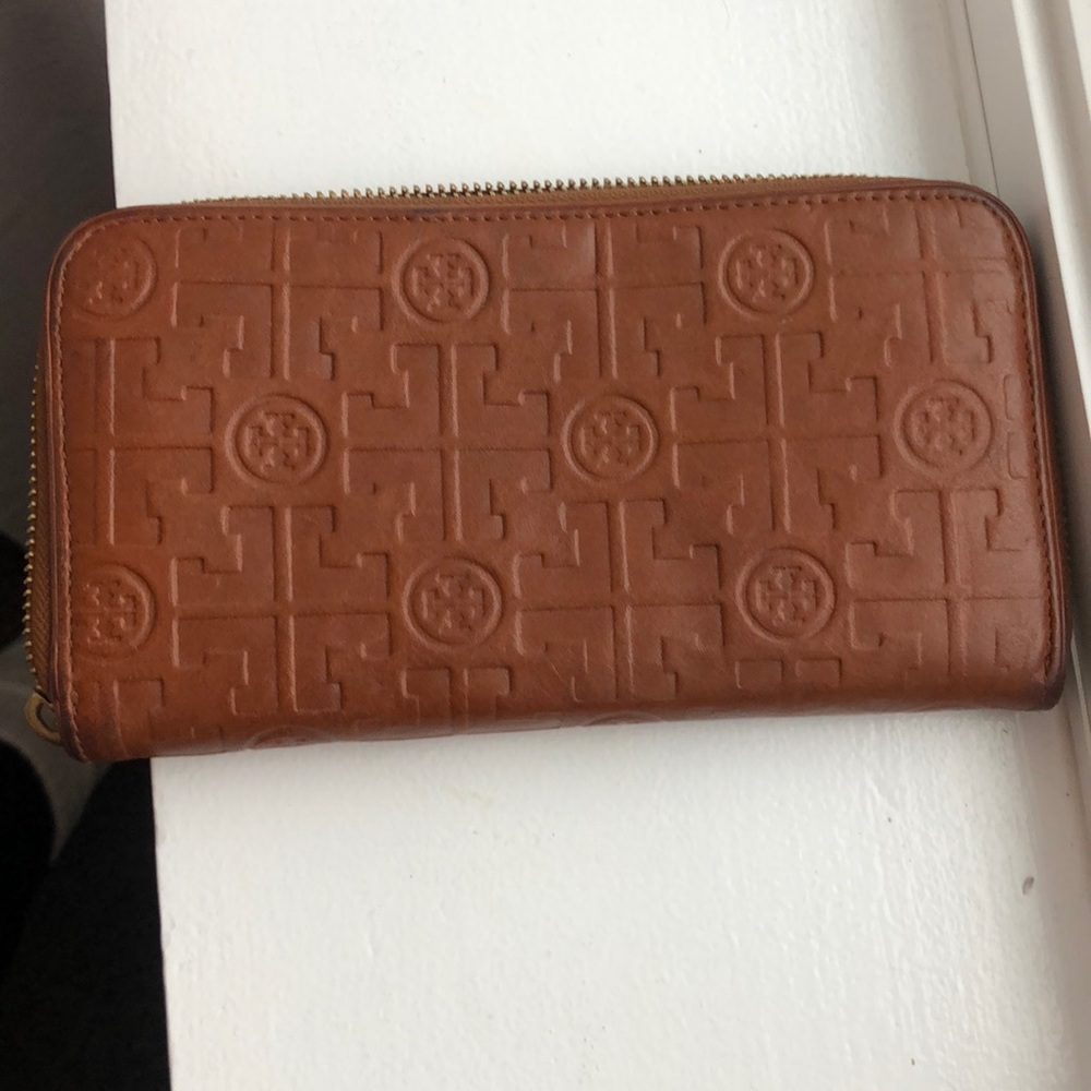 Tori Burch Wallet